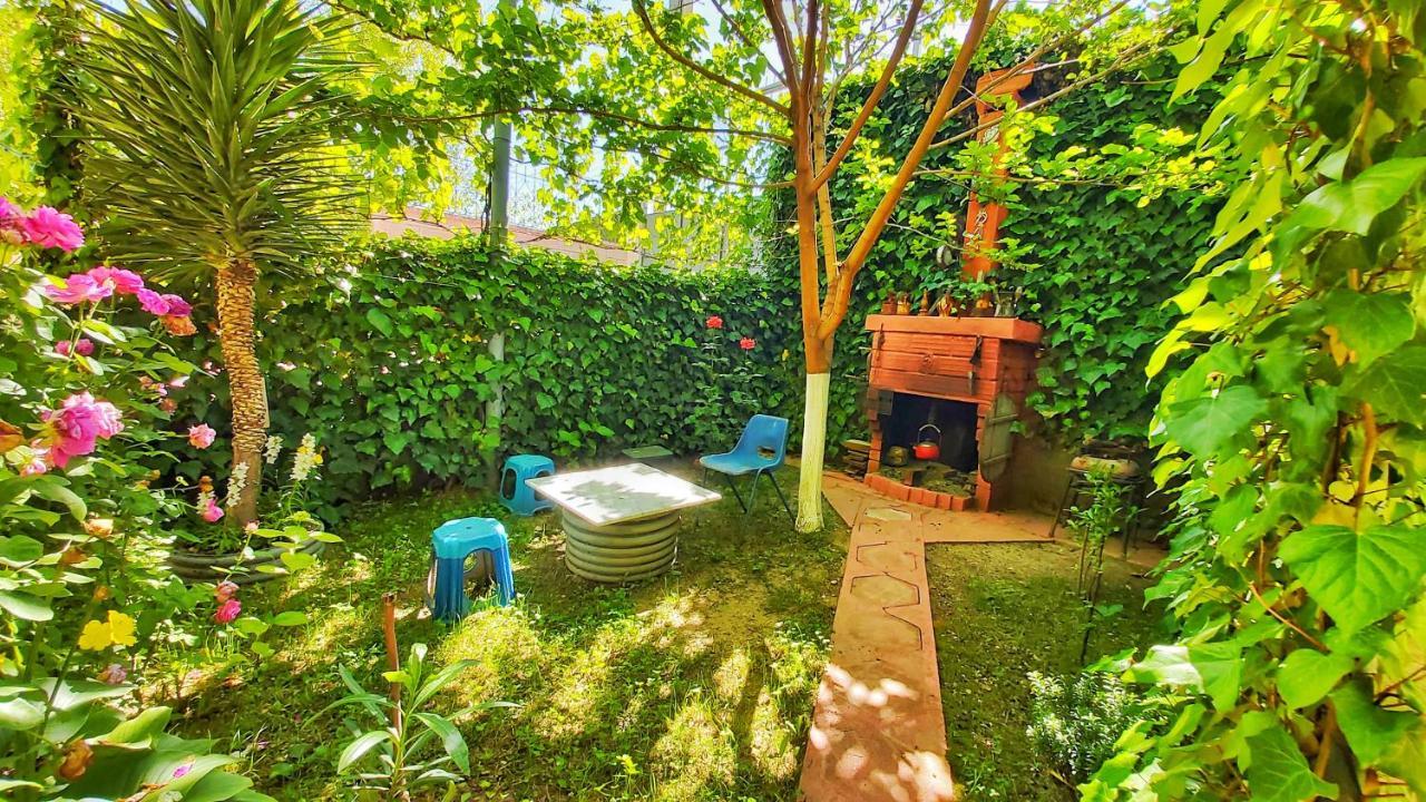 Guest House Pogradeci Buitenkant foto